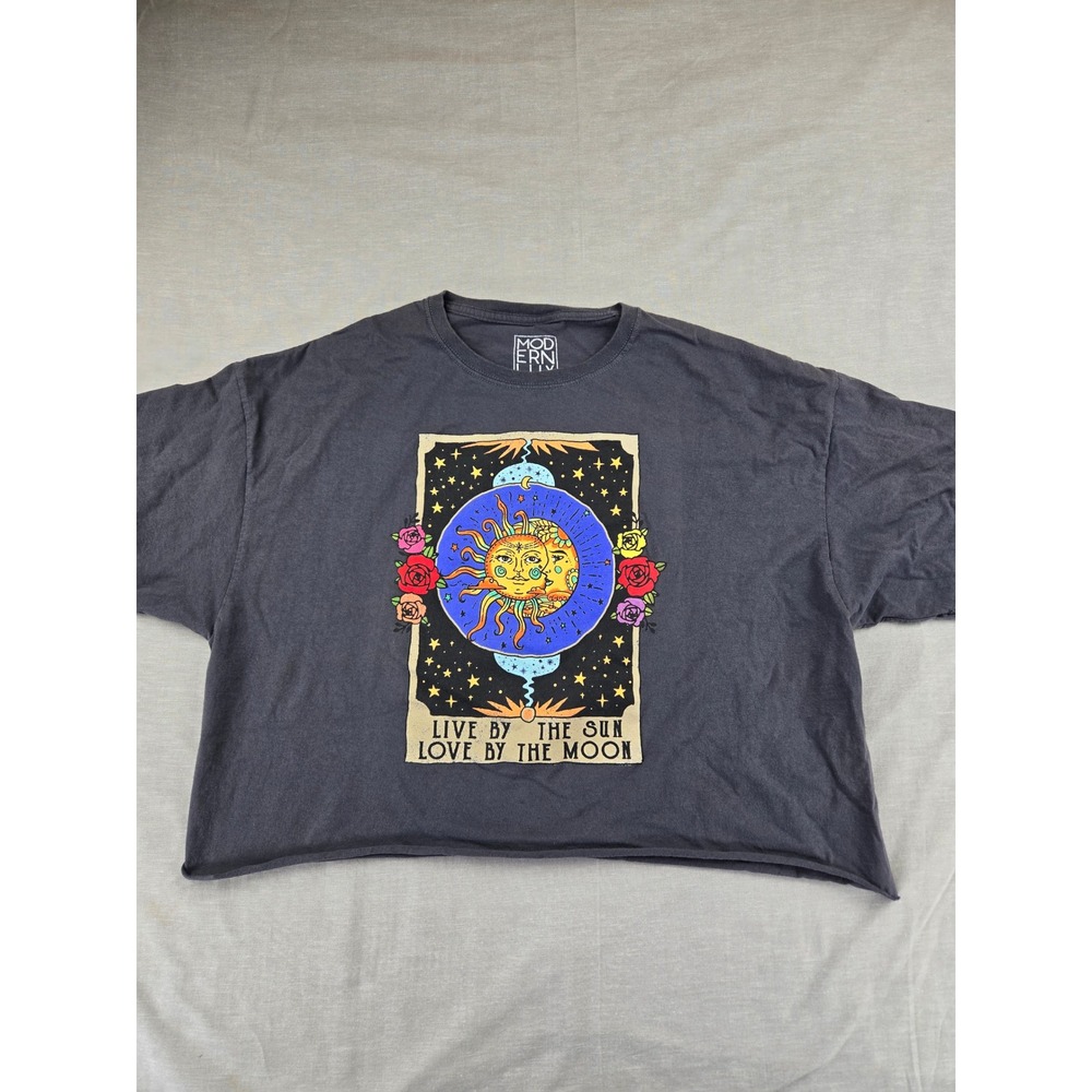 Modern Lux Charcoal Gray Sun and Moon Celestial Graphic Crop Tee XL JT22909